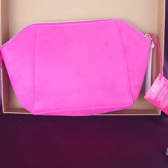 Labubu And Juicy Bundle - Picture 16 of 16